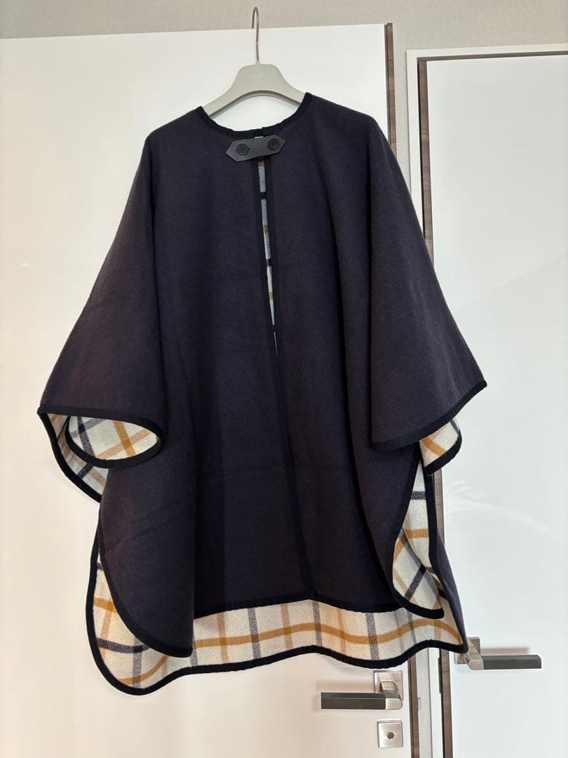 HERMES エルメス ポンチョ／ケープ チェック柄