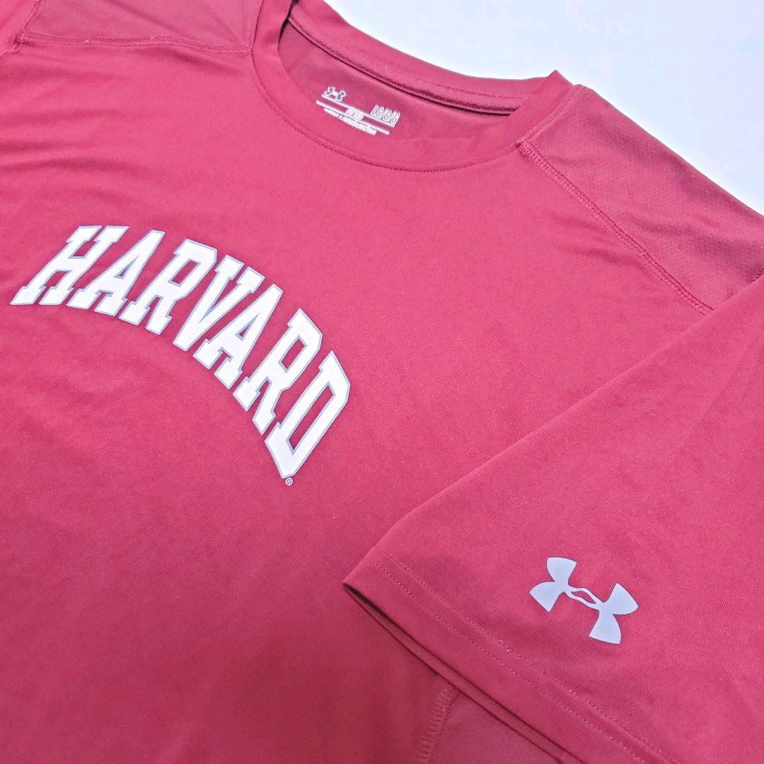 【国内未発売モデル・正規ライセンス商品】ハーバード大学　アンダーアーマー　シャツ