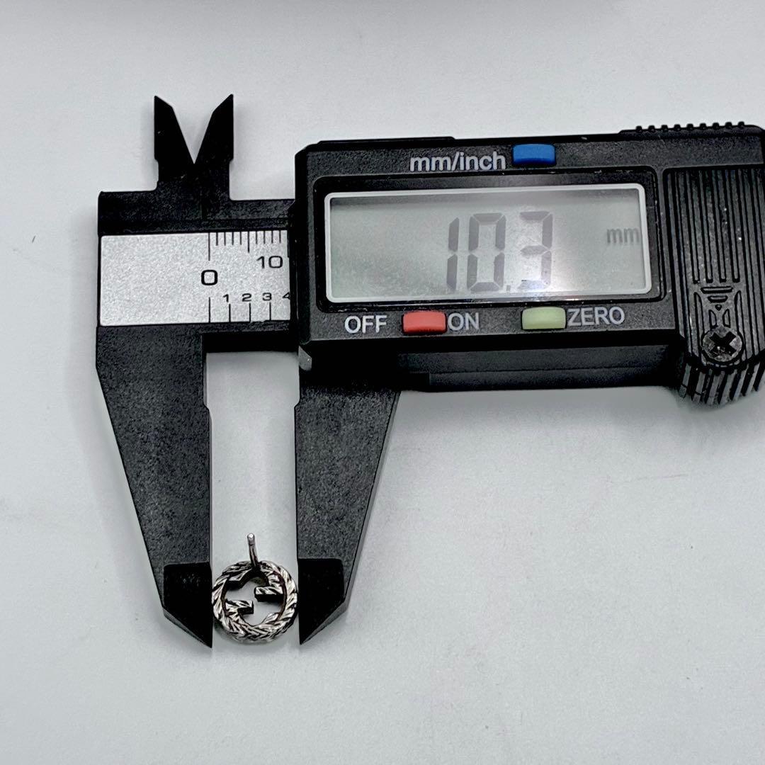 【箱、袋付き】グッチ インターロッキングG ピアス アラベスク シルバー　燻し