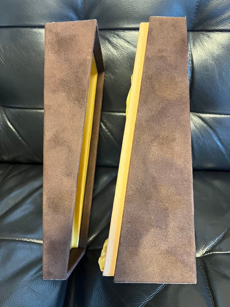 【超希少】山崎25年 空き瓶 シングルモルトウイスキー 未洗浄 ベロア箱