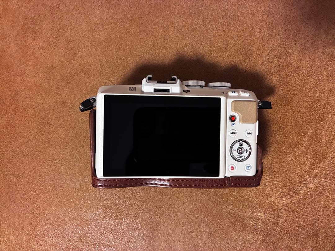 OLYMPUS PEN e-pl7 (レンズのみジャンク)