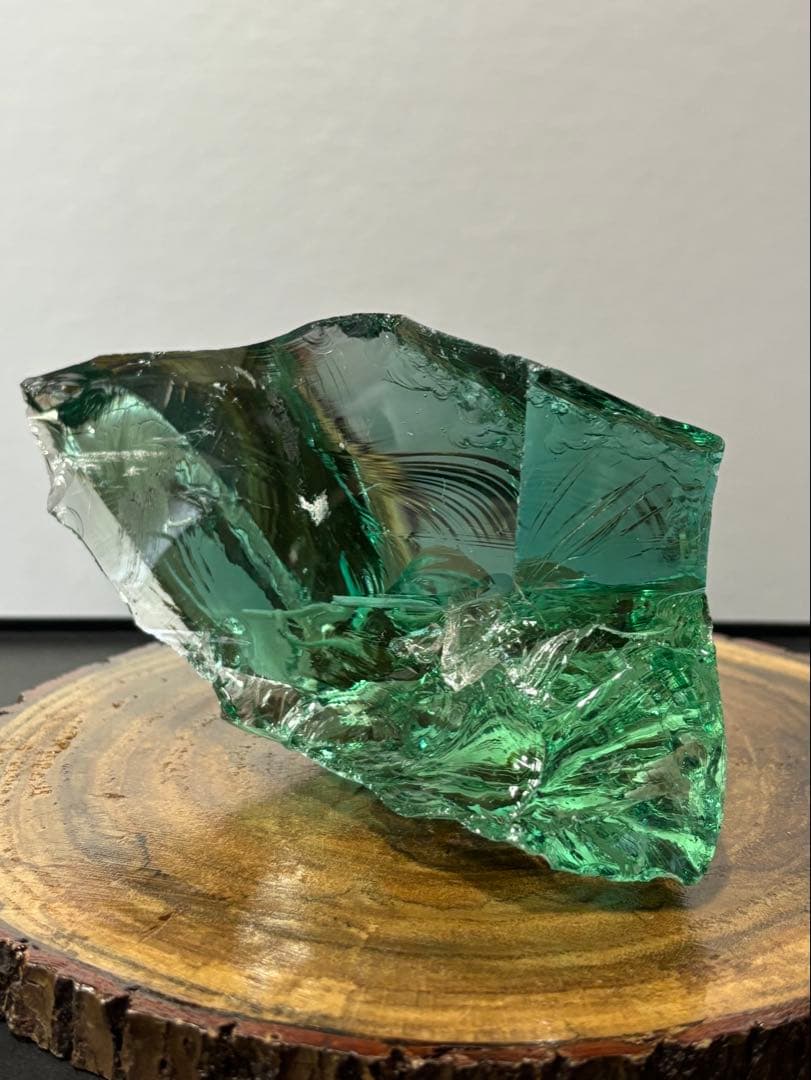 アンダラクリスタル　火山ガラス　411g エメラルドグリーン　クリストバライト入