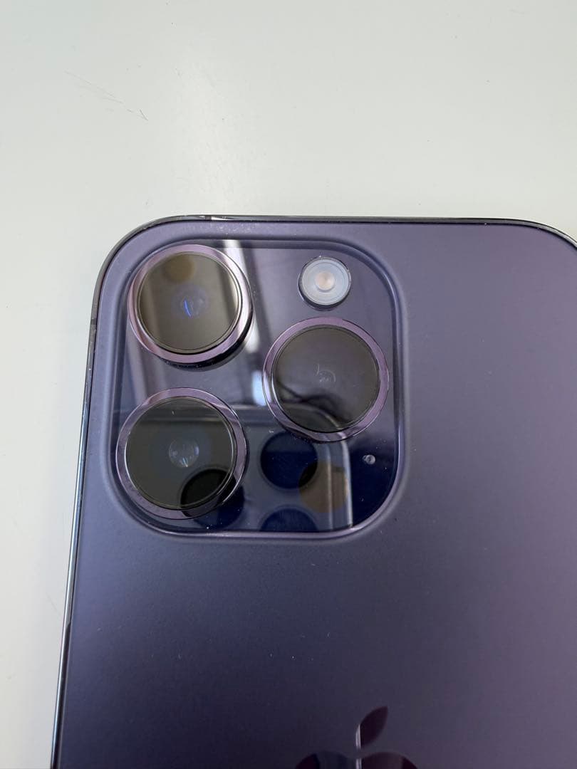 Helvy　iPhone14pro パープル　128G