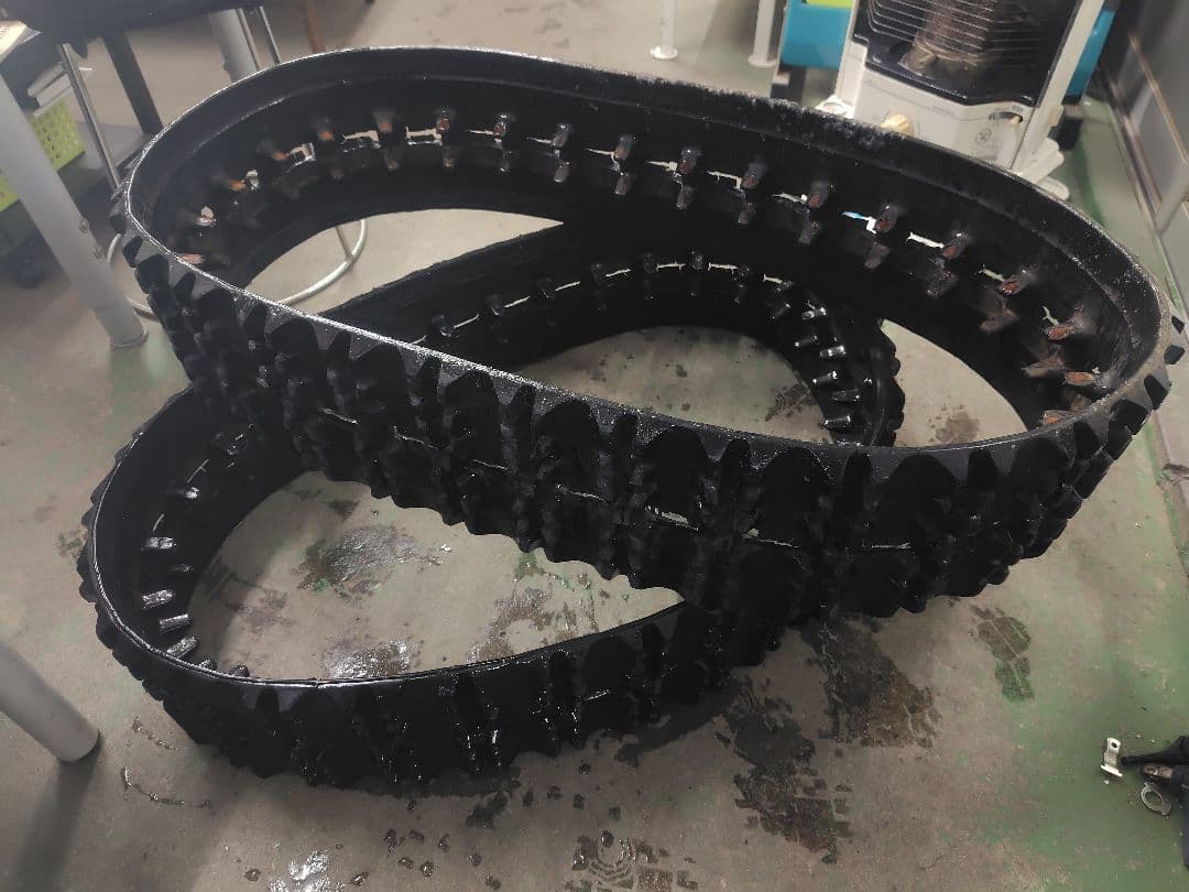 除雪機クローラー　2本　200×72×30