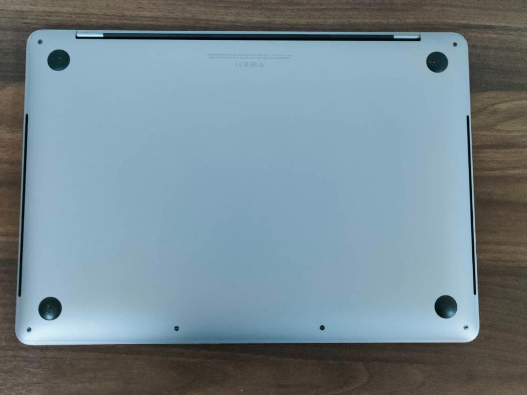 充電346 MacBook Pro 2020 13インチ i5 512GB C2