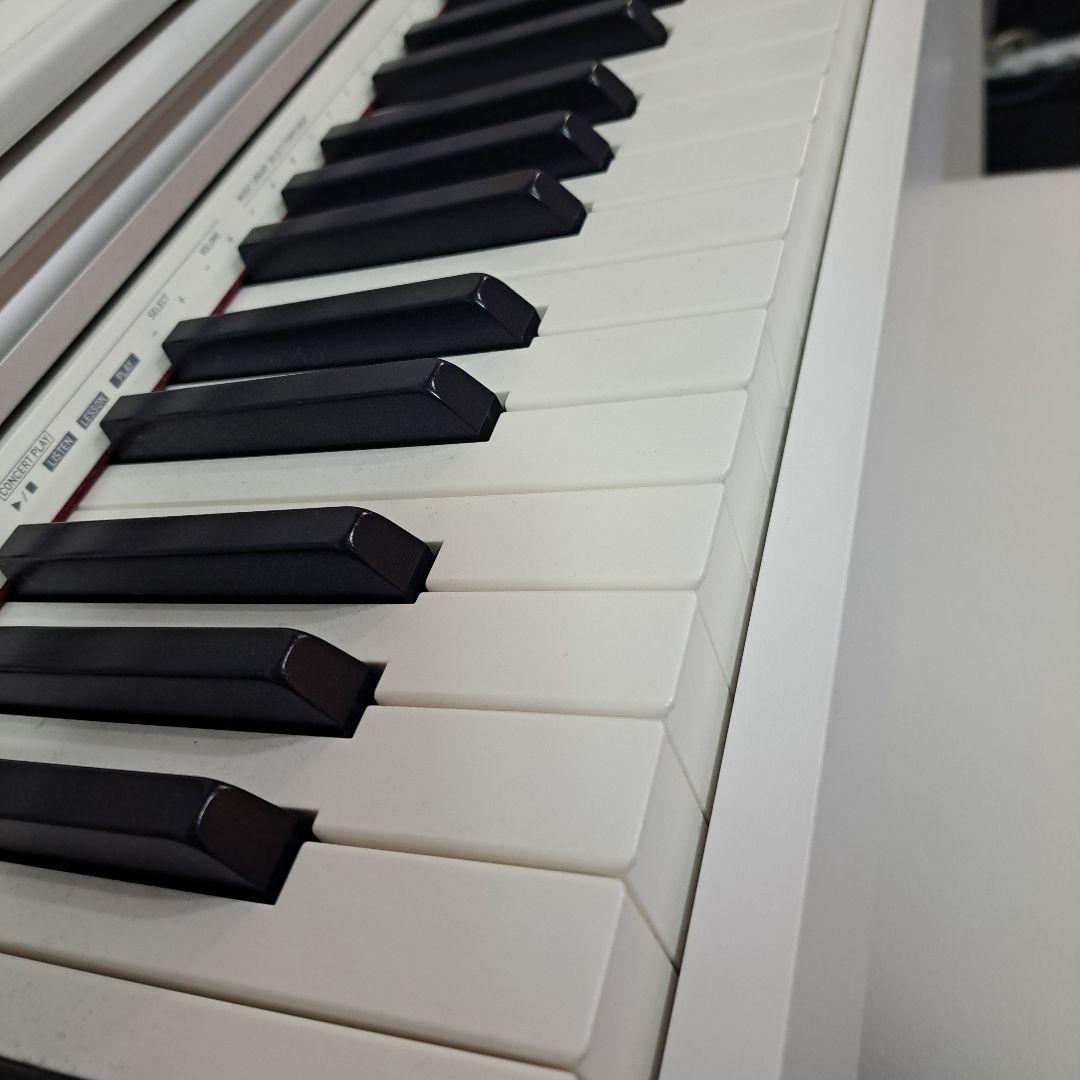 【専用】ホワイト電子ピアノ　CASIO Privia PX-770