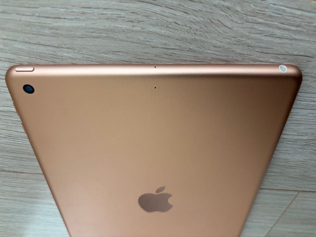 【7月13日出品停止】iPad 第6世代 Wi-Fiモデル 128GB ゴールド