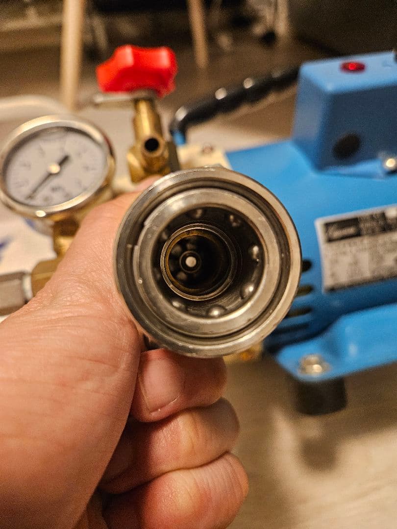 高圧洗浄機本体 イエローホース付き キョーワ