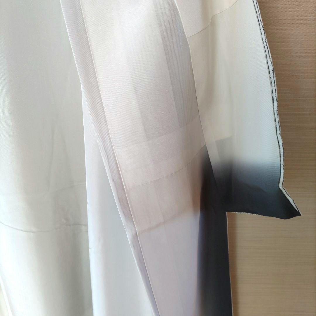 米沢新田正絹紬着物　よろけ縞紬着物　手引き真綿紬