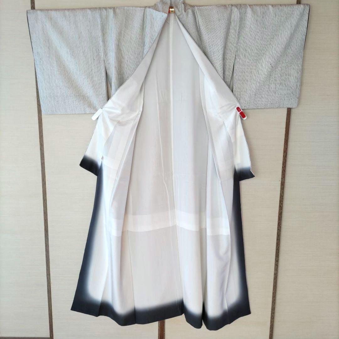 米沢新田正絹紬着物　よろけ縞紬着物　手引き真綿紬