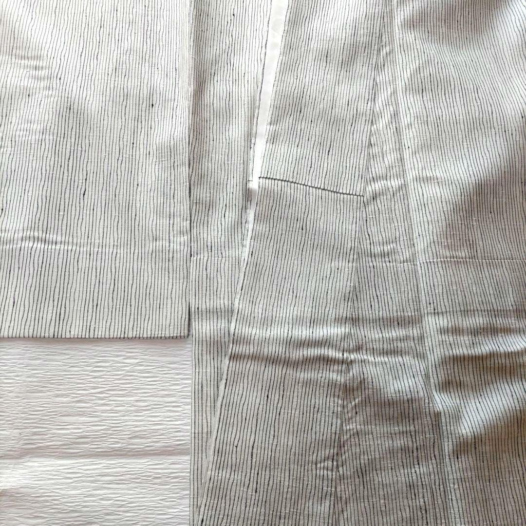 米沢新田正絹紬着物　よろけ縞紬着物　手引き真綿紬