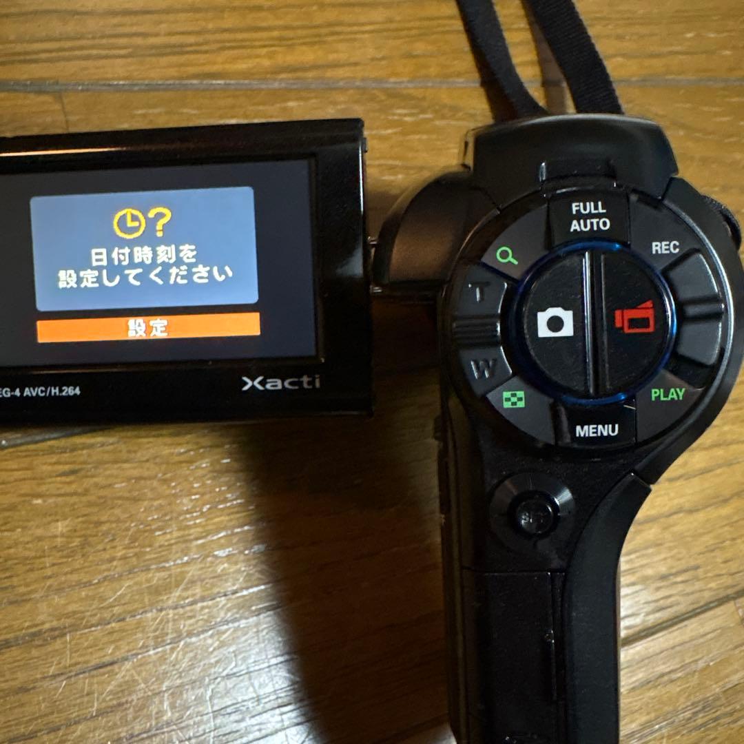 SANYO Xacti DMX-HD1000 フルHDビデオカメラ