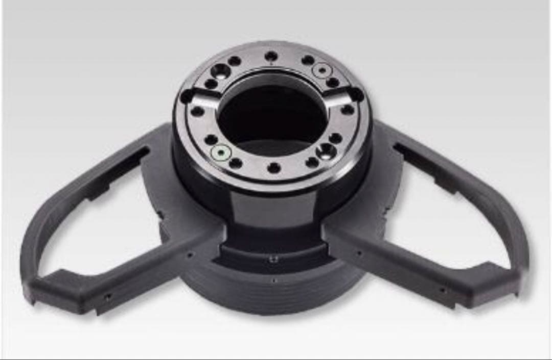 さ*ん様 ジムニー装備可能　momo ステアリングハンドル 、ハンドルボス　、S