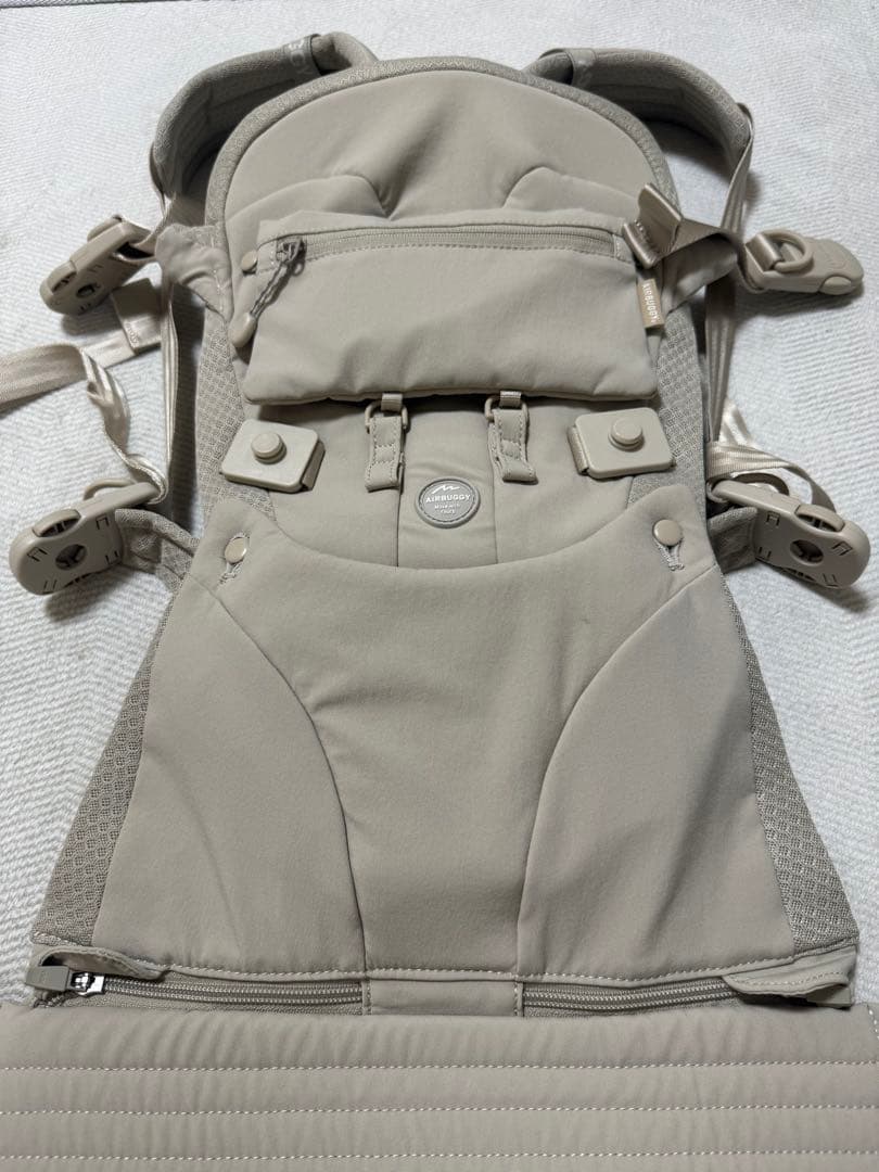 【美品】AIRBUGGY エアバギー 抱っこ紐 ベビーキャリア