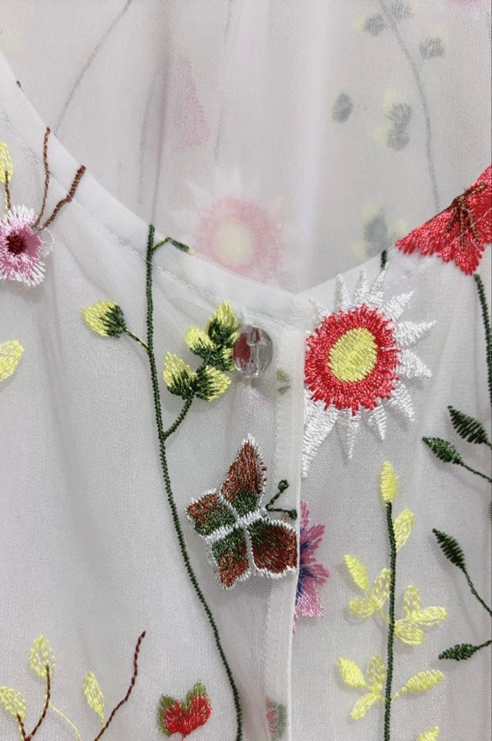 極美品　英国王室御用達オースチンリード AUSTIN REED 花柄総刺繍ワンピ