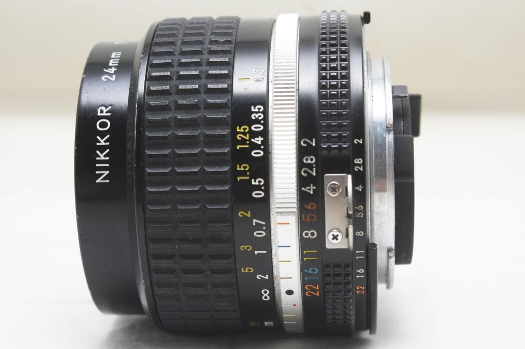 ニコン Ai-S 24mm F2
