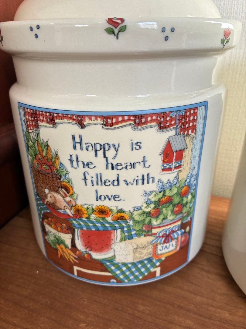 カントリー調　陶器キャニスター 4点セット