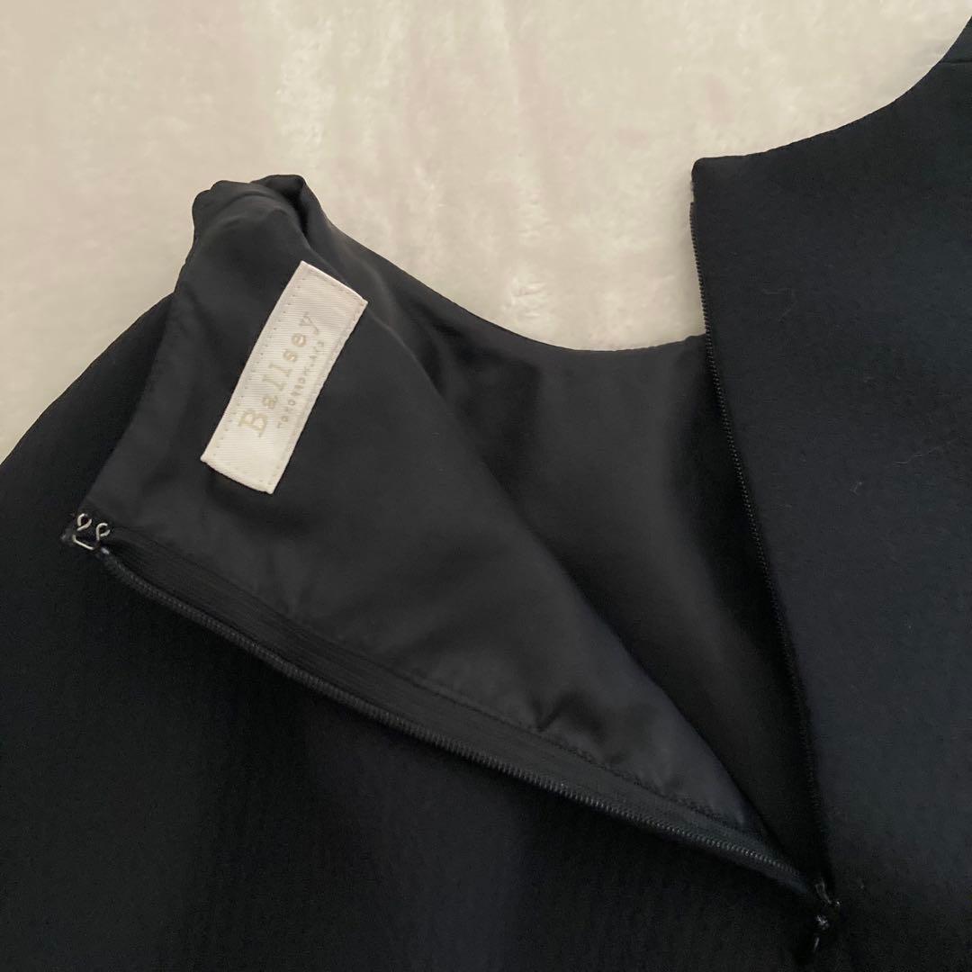 【美品】Ballsey定価2.3万 2023AW ペプラムブラウス ブラック