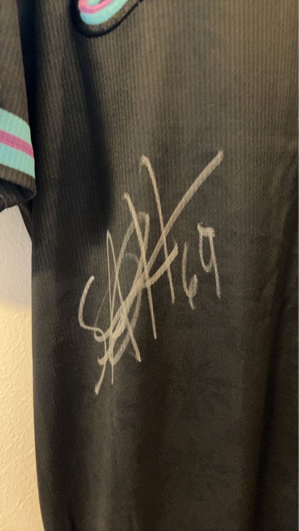 アセベド　実使用ユニフォーム