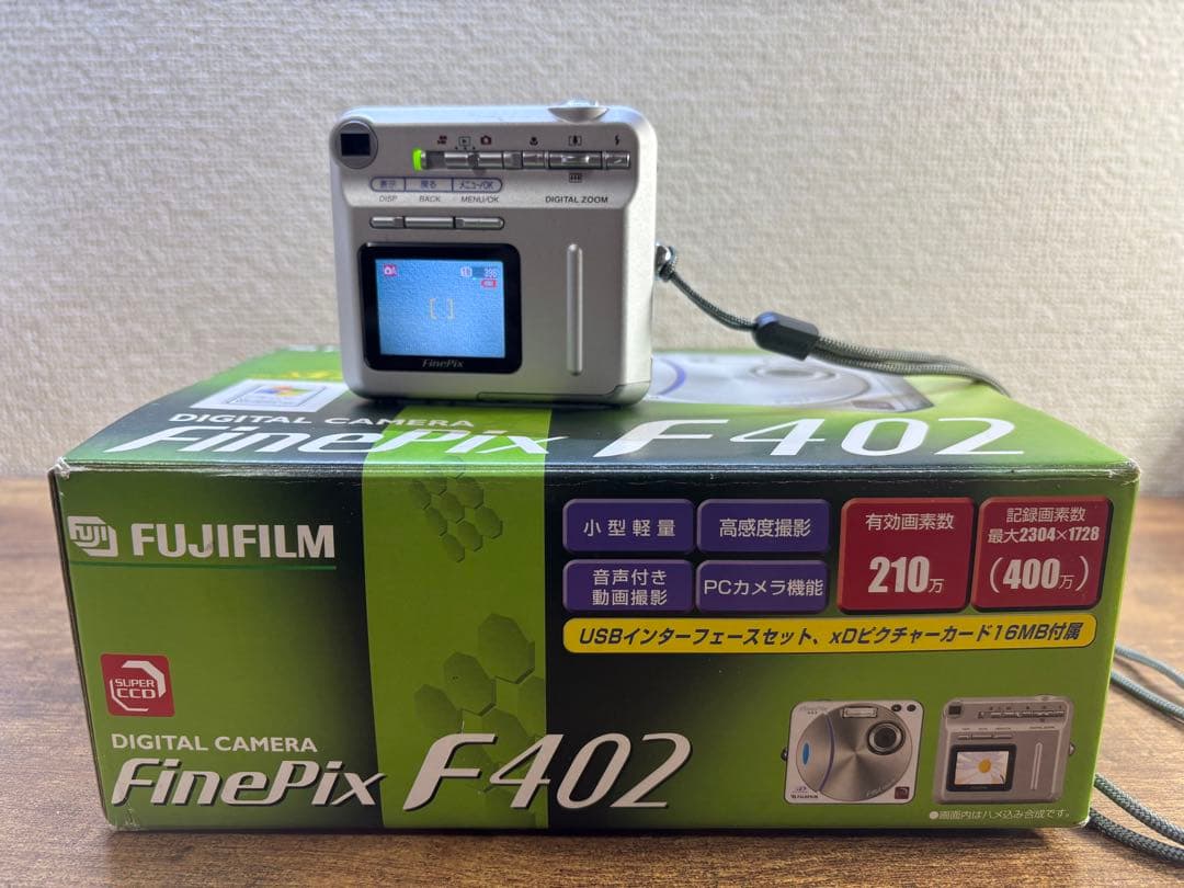FUJIFILM FINEPIX F402 デジカメ 富士フィルム