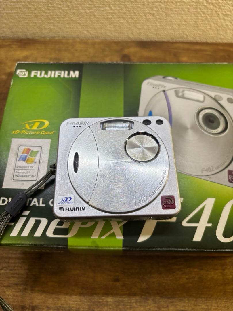 FUJIFILM FINEPIX F402 デジカメ 富士フィルム