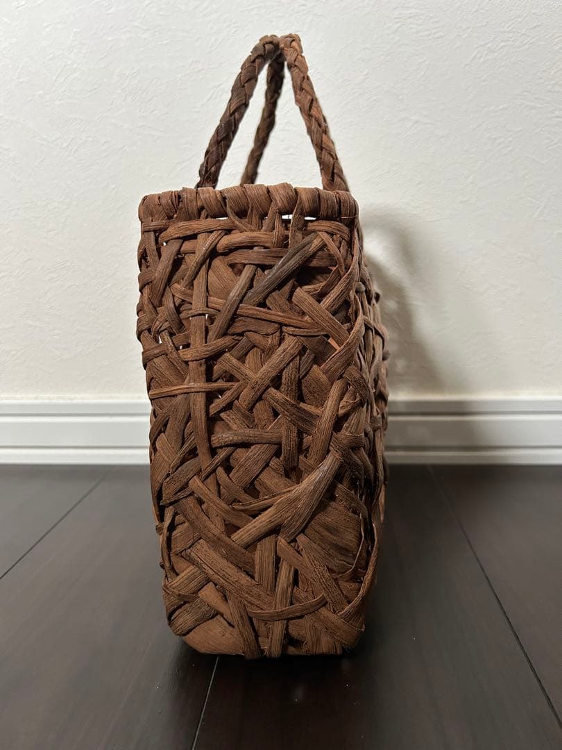 メル36589 　山葡萄カゴバック