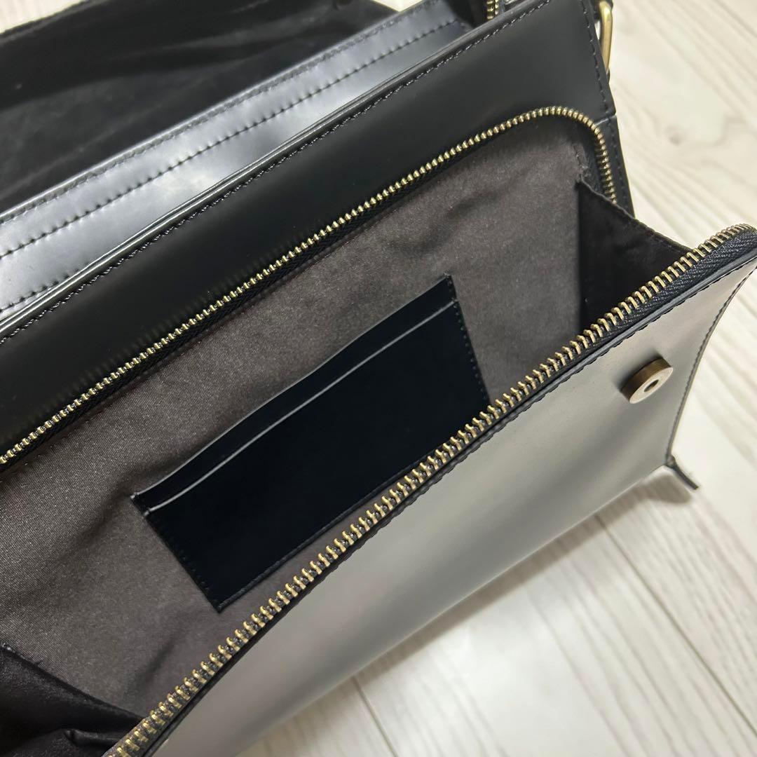 ⭐本革⭐メンズ ショルダーバッグ 斜め掛け メッセンジャー A4対応 光沢感