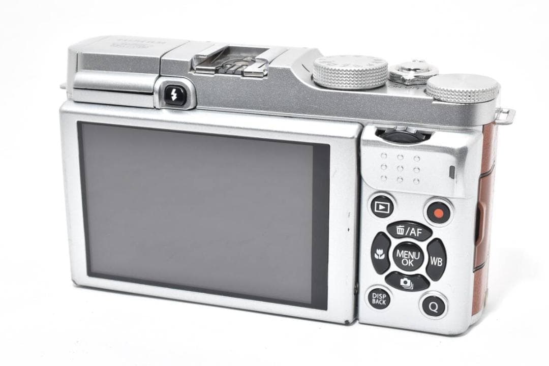 ★美品★ フジフィルム FUJIFILM X-M1 ボディ #660Q
