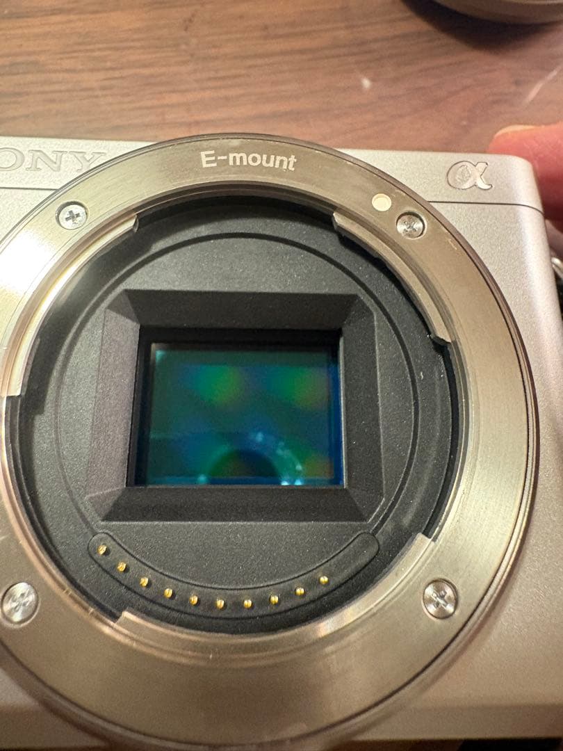 スタッフページ‼️SONY α6400 シルバーモデルEマウント純正