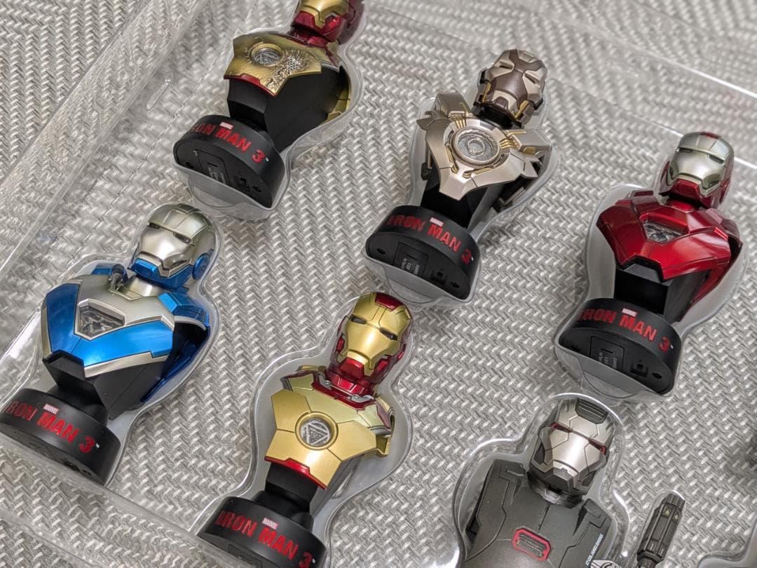 アイアンマン3 デラックスセット バスト8体セット ホットトイズ