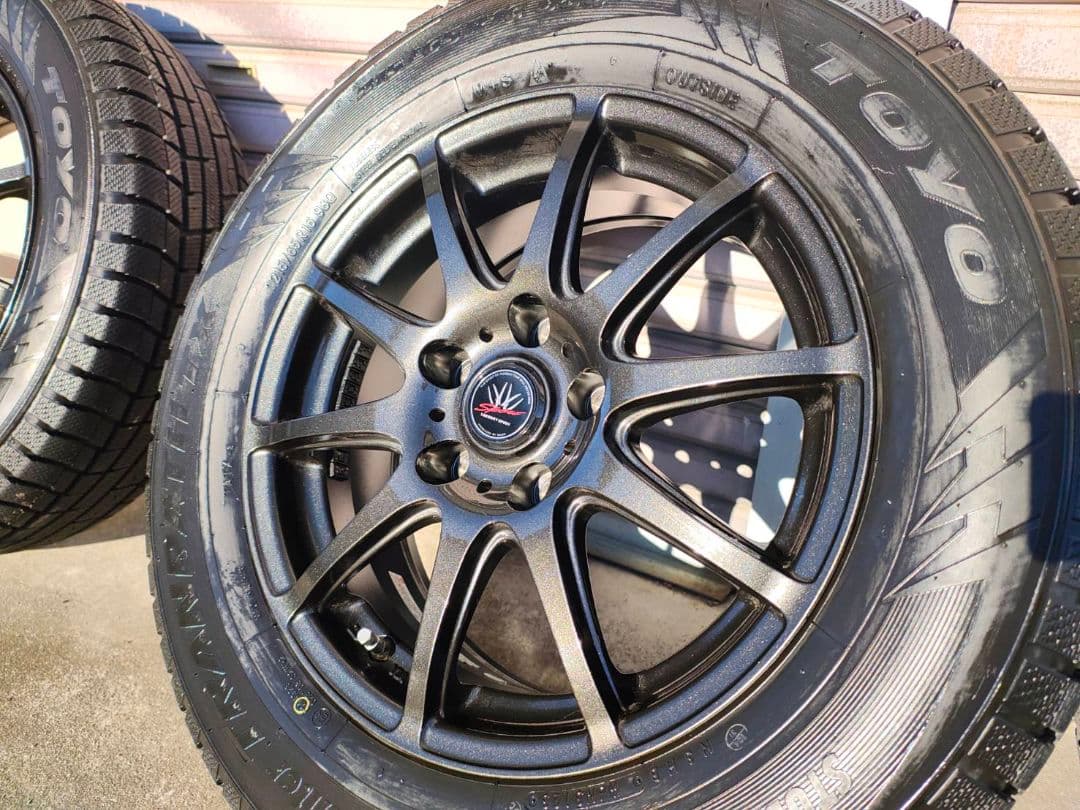 スタッドレスタイヤ４本セットおまけ付215/65R16　ウィンタートランパスTX