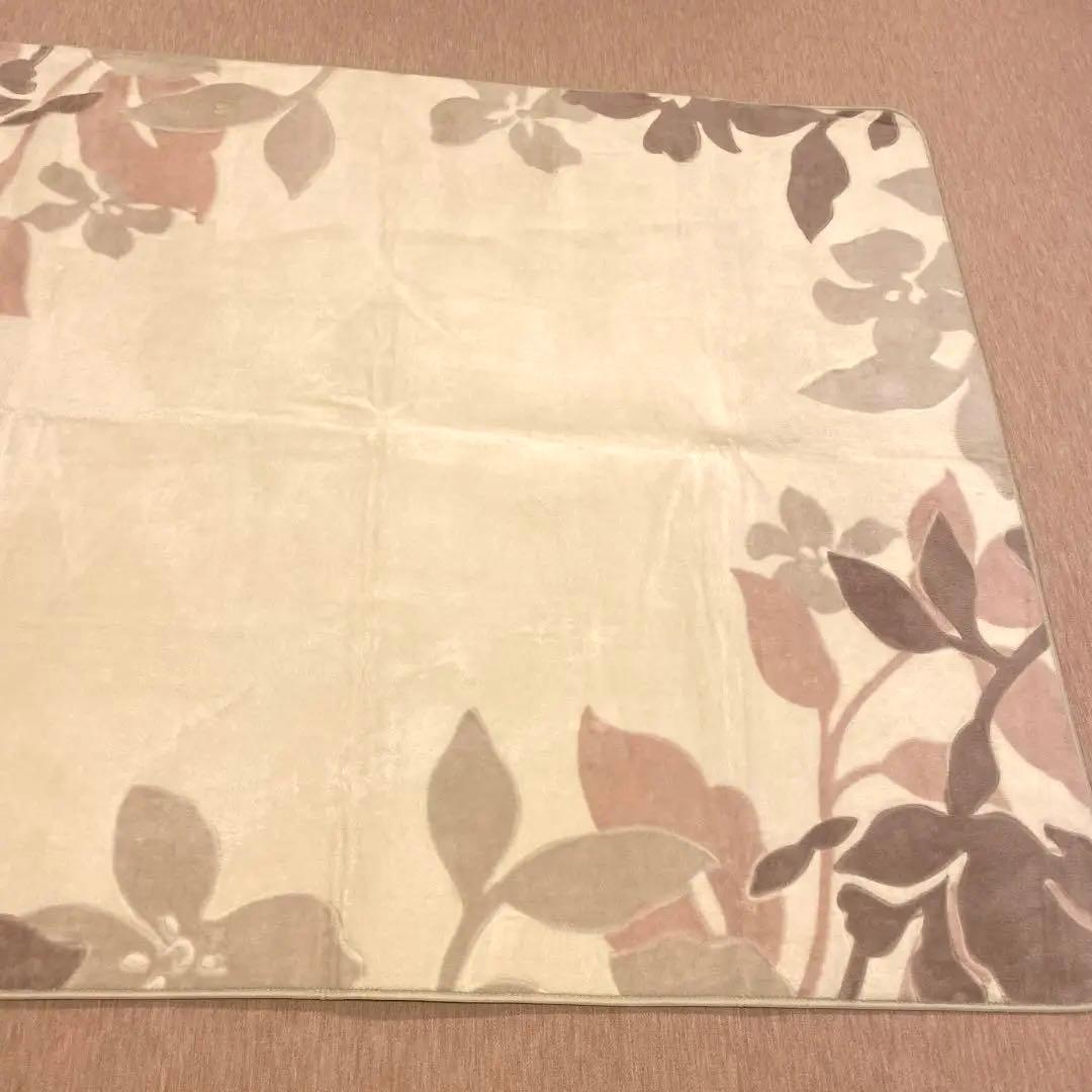 ホットカーペットとホットカーペット用カバー