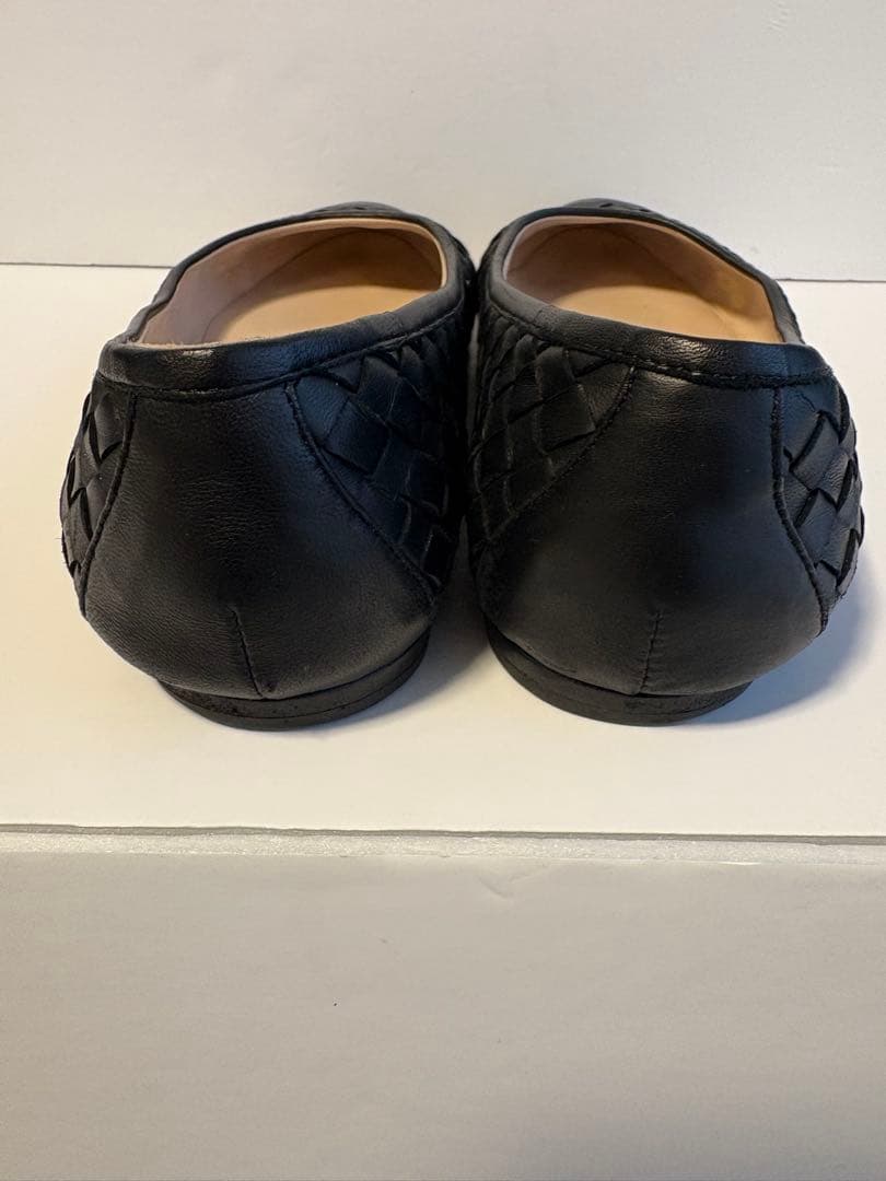 ✨️美品✨️　ボッテガヴェネタ　イントレチャート　フラットパンプス　レザー　黒