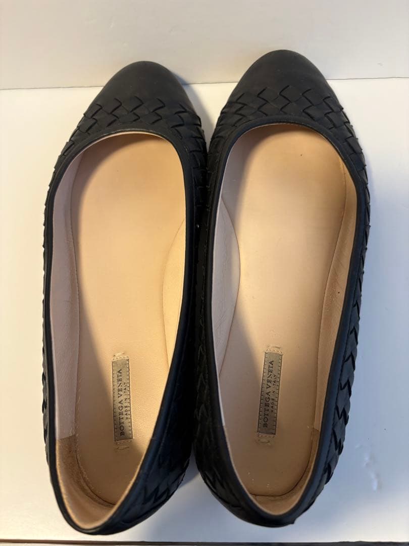 ✨️美品✨️　ボッテガヴェネタ　イントレチャート　フラットパンプス　レザー　黒