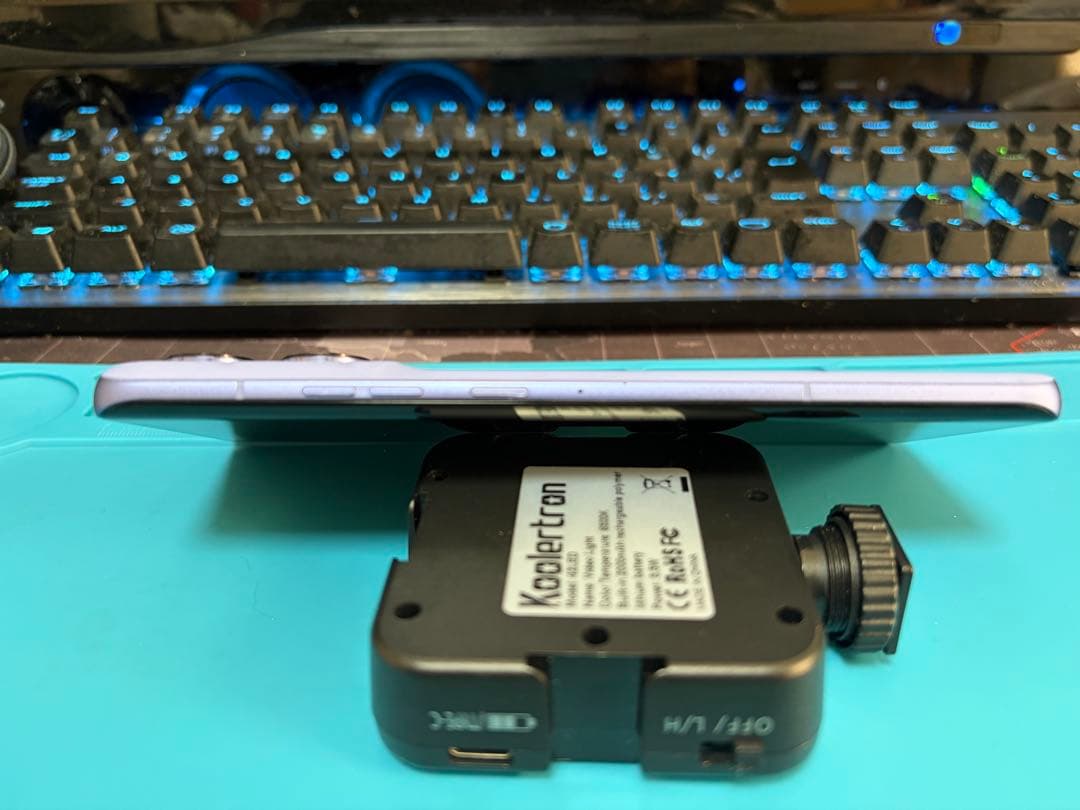 Motorola Edge50S Pro リュクスラベンダー