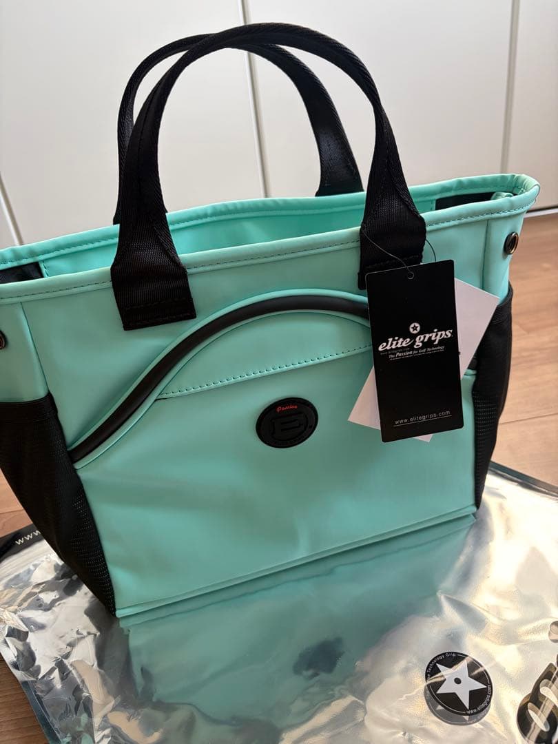 Nさんelite grips 新作‼️ゴルフバッグ