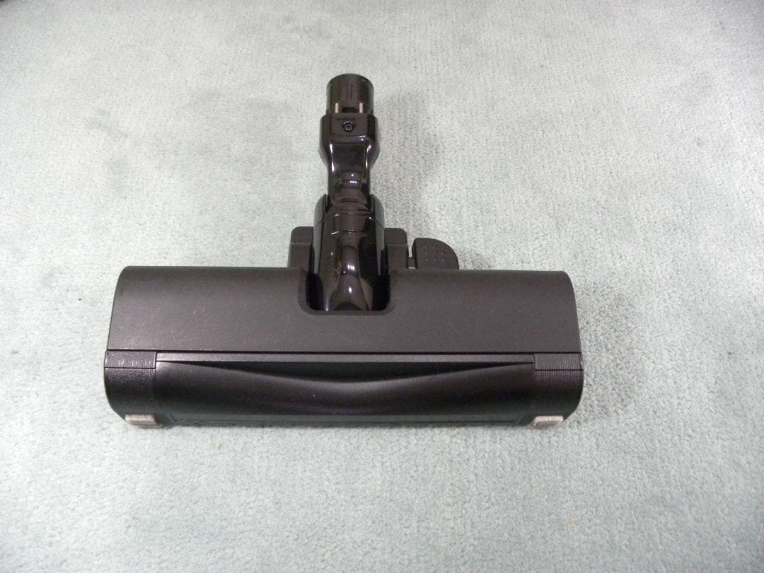 ①Panasonicサイクロン掃除機からまないブラシMC-SR41K
