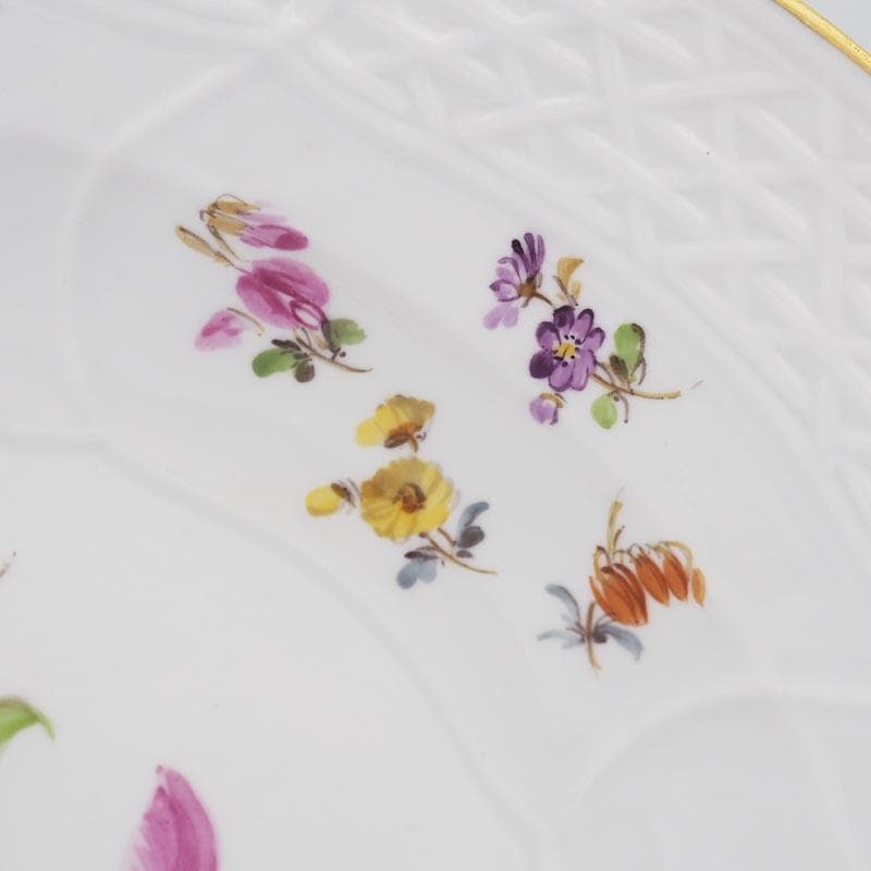 マイセン ノイブランデンシュタイン フラワーブーケと昆虫 24.5cm #5