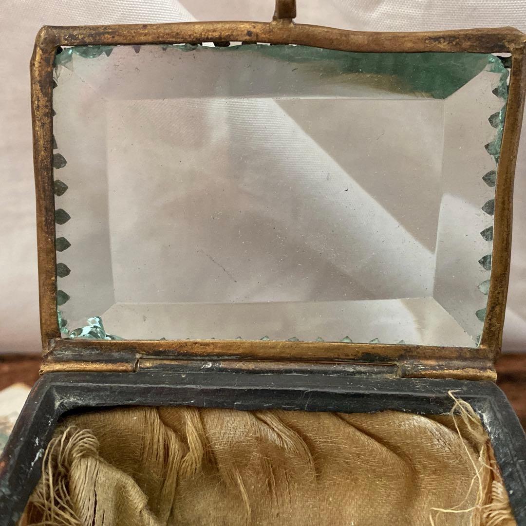 1920年代ガラス製ジュエリーケース【フランスアンティーク】