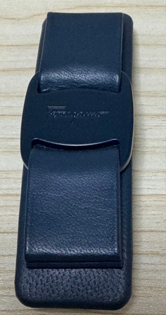 【美品】FERRAGAMO フェラガモ ヴァラリボン バレッタ ヘアクリップ