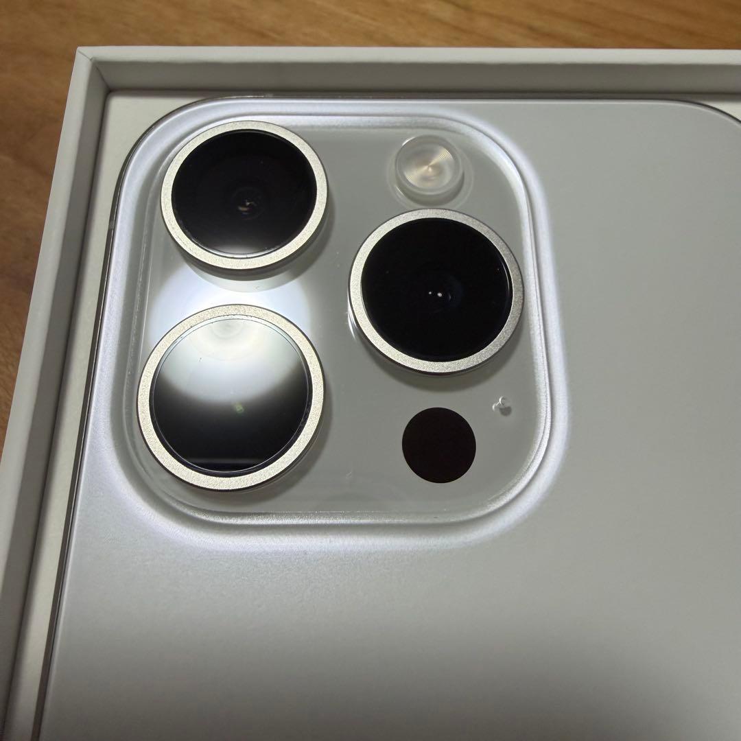 iPhone15pro 本体 256GB