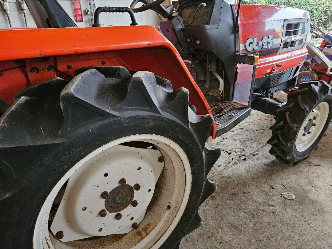 クボタトラクター GL-25　25馬力　タイヤ４本新品交換　1508時間