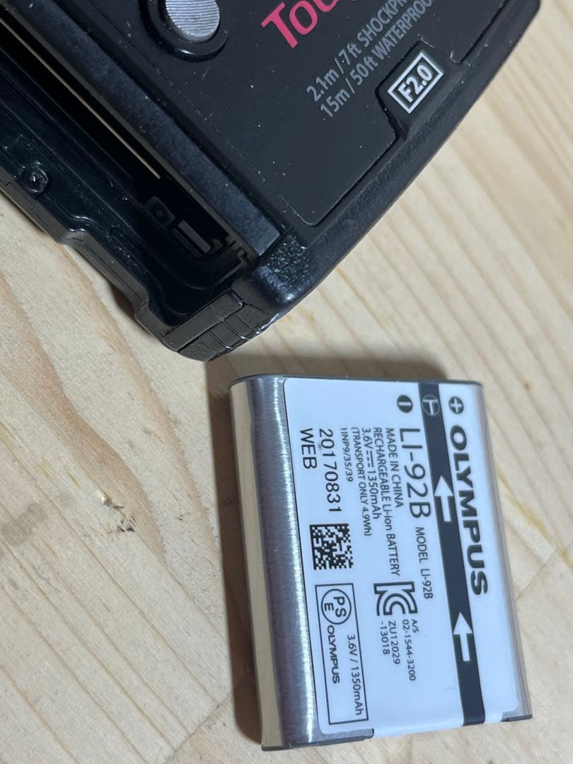 olympus tg-5 ブラック　コンパクトデジタルカメラ　オリンパス