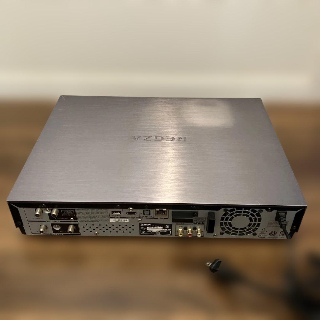 トシ【年末年始番組記録に！完動品】東芝 REGZA DBR-M190 全録