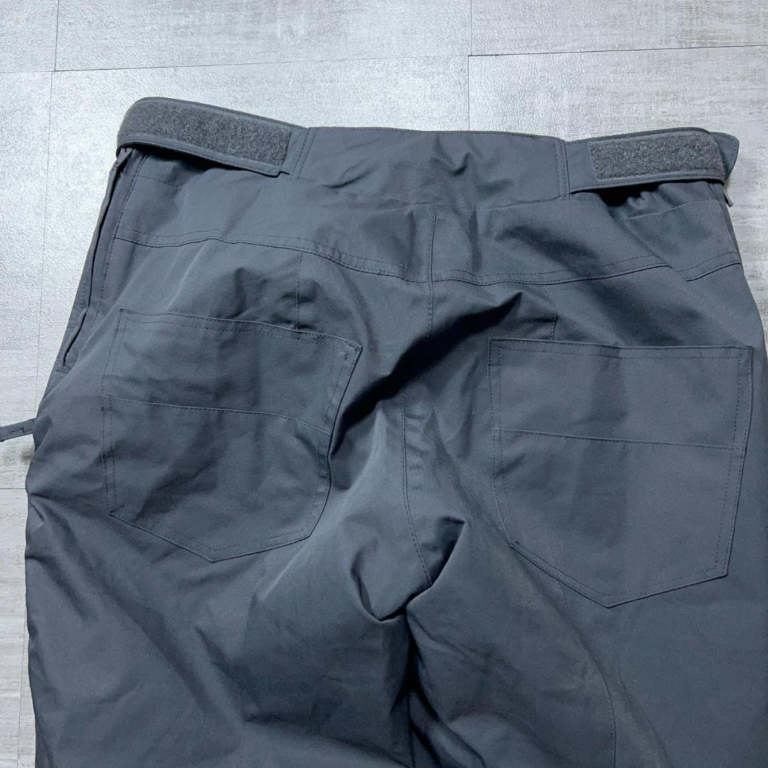 美品 近年モデル Phenix フェニックス スキーウェア ファー XL 総柄