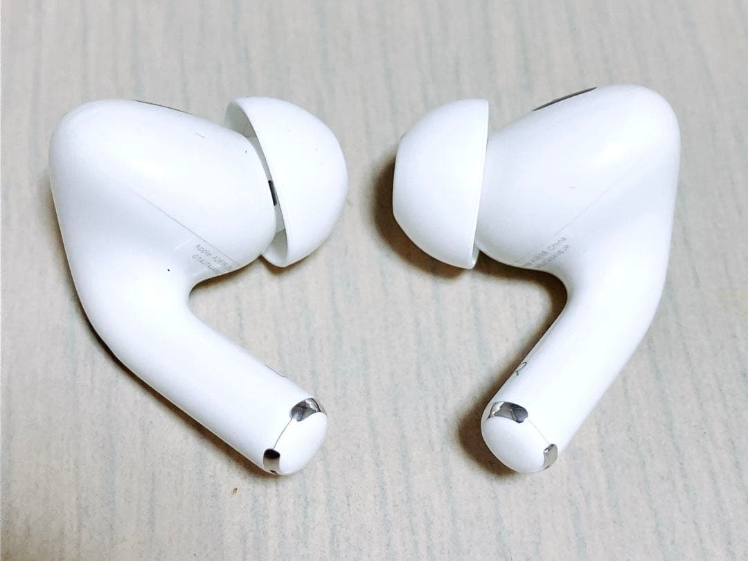 AirPods Pro 第2世代 Magsafe充電ケース Lightning