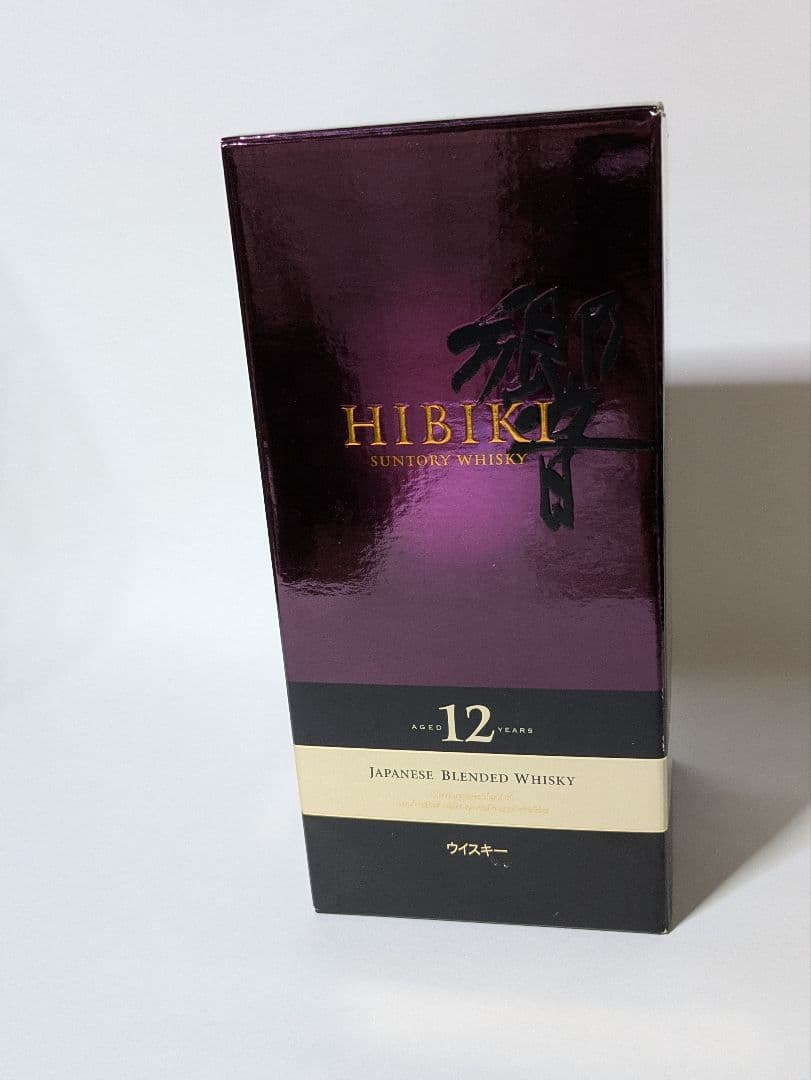 サントリー 響 12年 700ml 箱有り ウイスキー hibiki