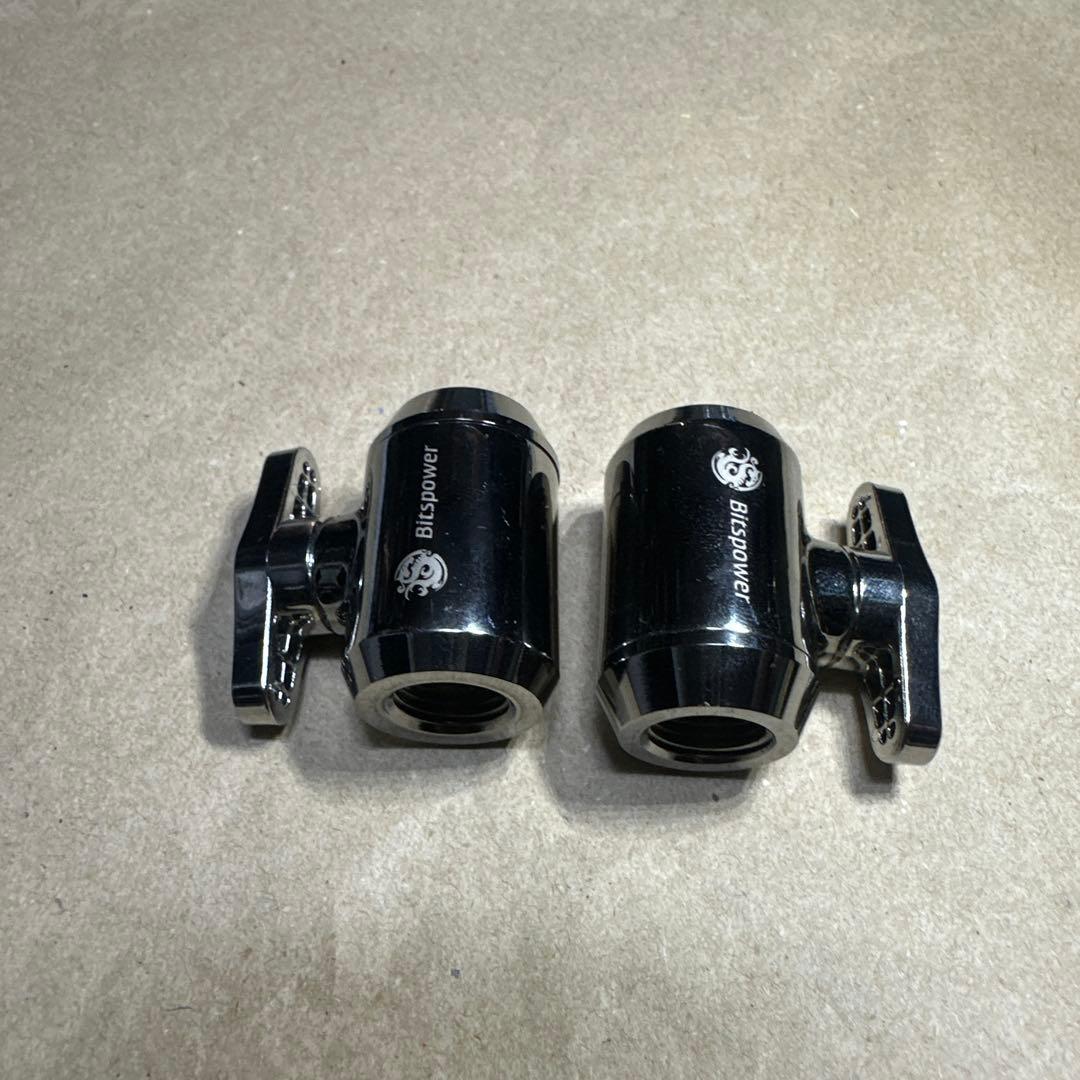 Koolance 調整可能ラジエーター取り付けブラケット BKT-HX001