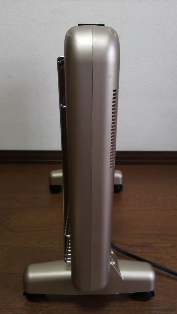 保証有 サンルミエエクセラ7 遠赤外線暖房器 完動品 2023年製 ヒーター