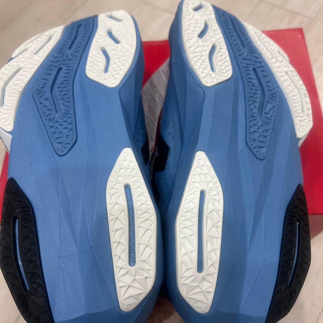 New Balance FuelCell Rebel v4 レベルv4 27.5